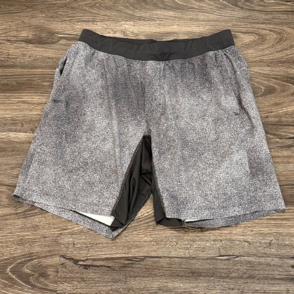 Lululemon‎ Men's Running Shorts Athletic Gym Training Fitness Shorts Size XL